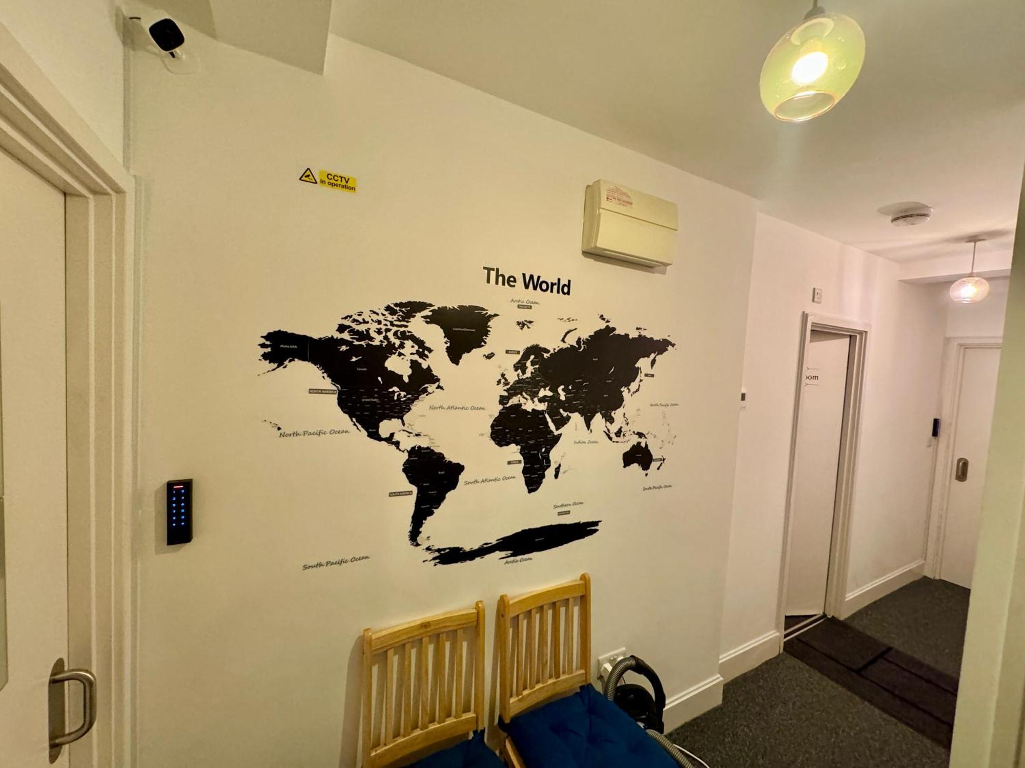 Cosmopolitan Comfort Private Bedrooms In Euston 106 Лондон Экстерьер фото